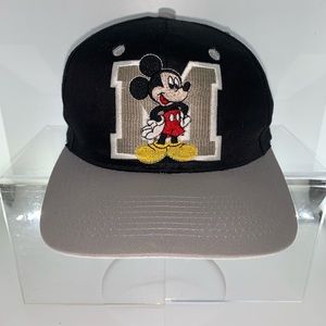 Mickey Mouse   Black Snapback Baseball Cap